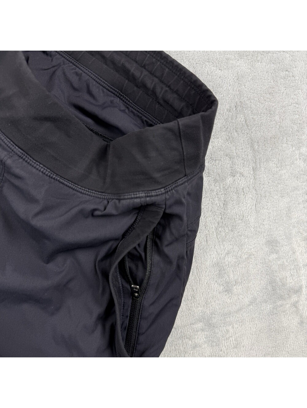 Lululemon Men Black Great Wall Pant Size L Cuffs Cinch Pocket straight Leg RLX - Picture 7 of 11